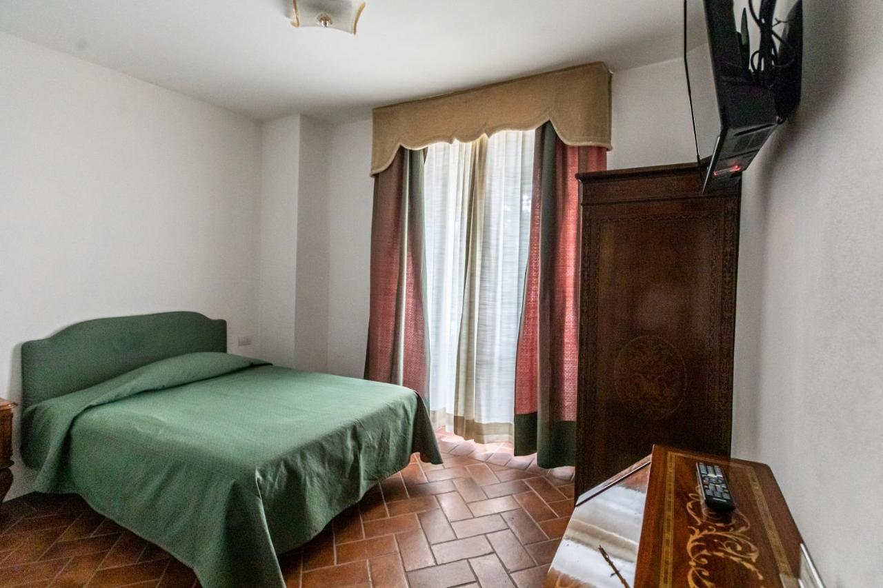 La Locanda Di Adele - Il Giardinetto B&B Scarperia Eksteriør bilde